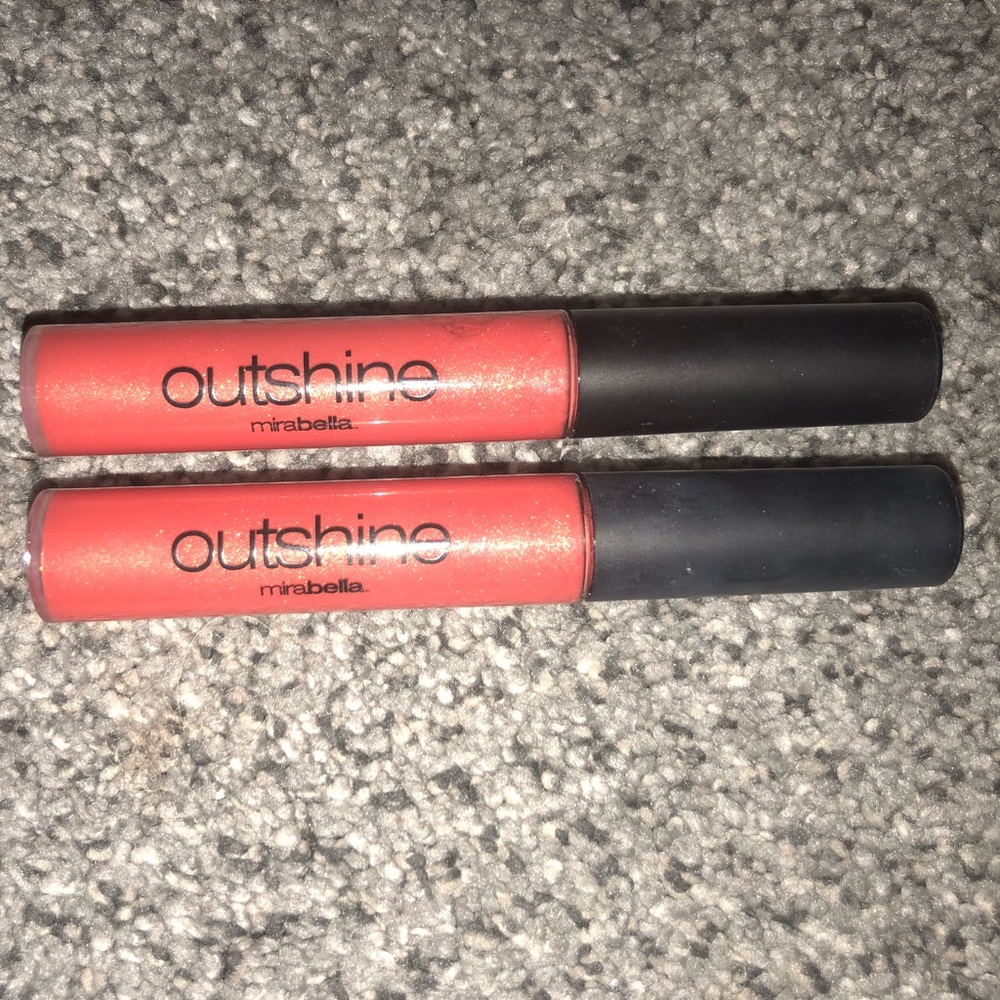 Red lip gloss